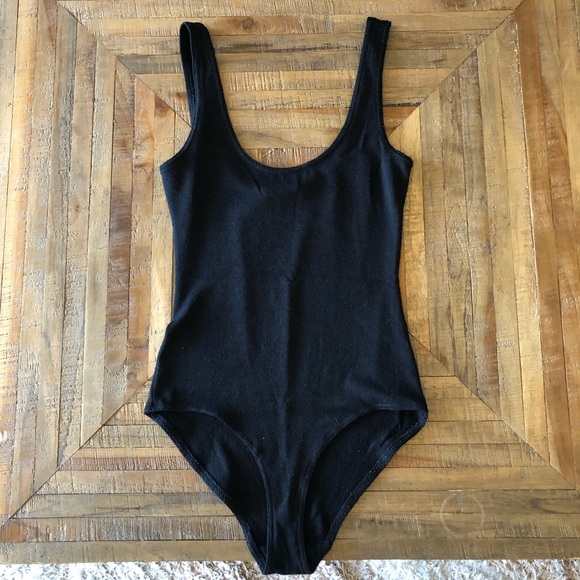 Aritzia Bodysuit - Picture 1 of 3